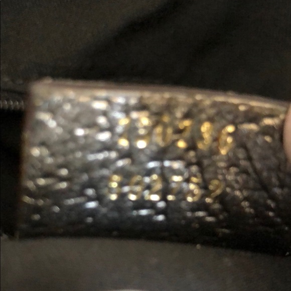 Authentic Gucci hobo handbag - Picture 3 of 4